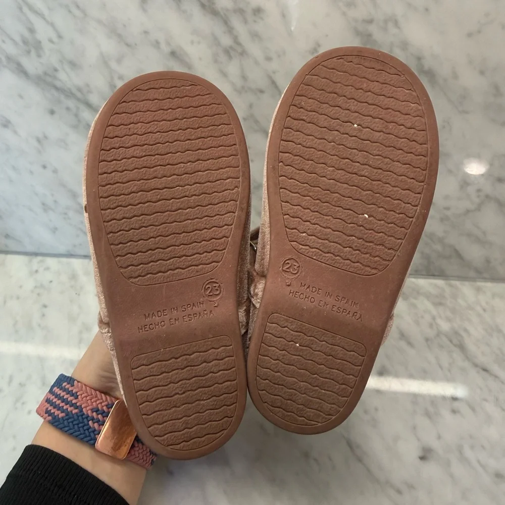 Childrenchic Cassie Rose Velvet Mary Jane Shoes